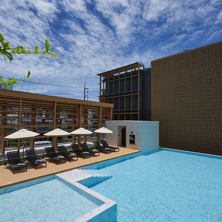 Has Pattaya Hotell Exteriör bild