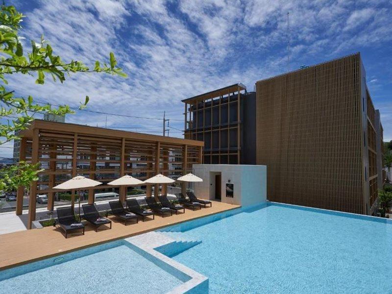 Has Pattaya Hotell Exteriör bild